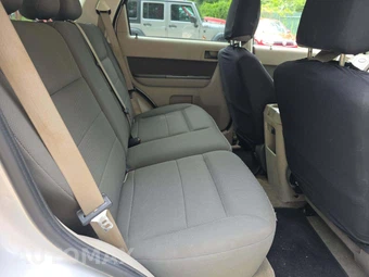 2009 Ford Escape XLT – miniatura 13