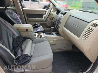 2009 Ford Escape XLT – miniatura 15