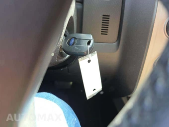 2009 Ford Escape XLT – miniatura 5