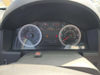 2009 Ford Escape XLT – miniatura 6