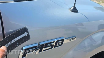 2009 Ford F-150 STX Extended Cab Medium Bed w/Rear Doors – miniatura 32