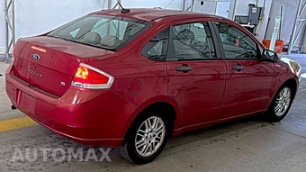 2009 Ford Focus SE Sedan – miniatura 4