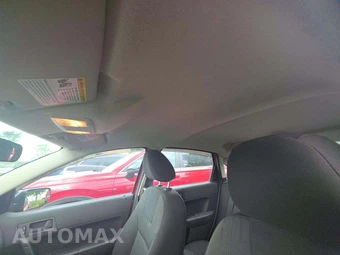 2009 Ford Focus SE Sedan – miniatura 11