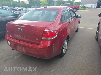 2009 Ford Focus SE Sedan – miniatura 3