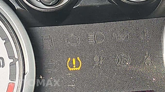 2009 Ford Focus SE Sedan – miniatura 23
