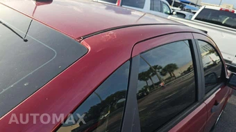 2009 Ford Focus SE Sedan – miniatura 29