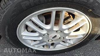 2009 Ford Focus SE Sedan – miniatura 37