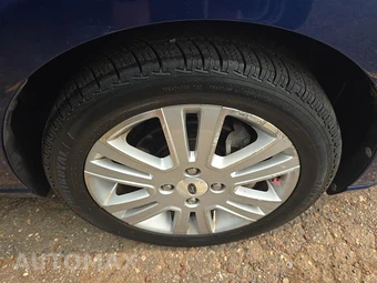 2009 Ford Focus SEL Sedan – miniatura 9