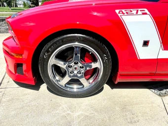 2009 Ford Mustang - miniatura 16