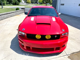 2009 Ford Mustang - miniatura 5