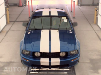 2009 Ford Mustang GT Premium Coupe - miniatura 2