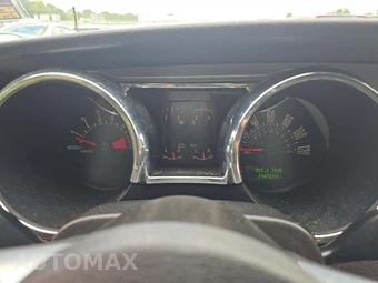 2009 Ford Mustang V6 Coupe - miniatura 9