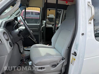 2009 Ford Super Duty E-350 Commercial Cargo Van 138.0" WB - miniatura 11