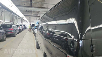 2009 Ford Super Duty E-350 Recreational Van 138.0" WB - miniatura 28