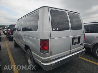 2009 Ford Super Duty E-350 Wagon XLT 138.0" WB - miniatura 6