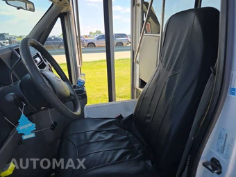 2009 Ford Super Duty E-450 Cutaway DRW – miniatura 7
