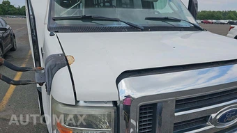 2009 Ford Super Duty E-450 Cutaway DRW – miniatura 3