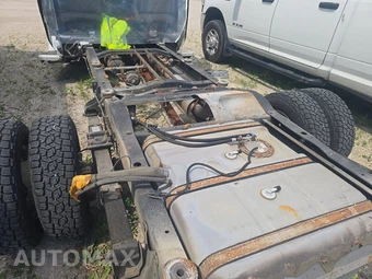 2009 Ford Super Duty E-450 Cutaway DRW – miniatura 17