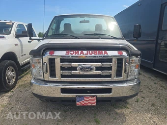 2009 Ford Super Duty E-450 Cutaway DRW – miniatura 2