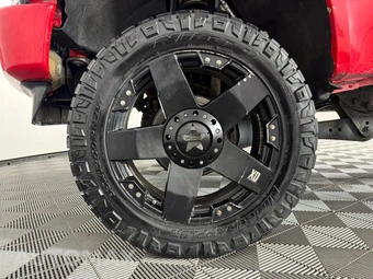 2009 Ford Super Duty F-250 FX4 Crew Cab Medium Bed - miniatura 38