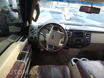2009 Ford Super Duty F-250 Lariat Crew Cab Medium Bed - miniatura 10