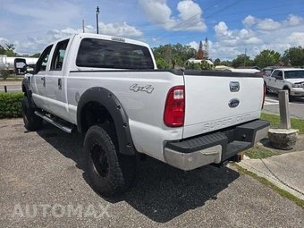 2009 Ford Super Duty F-250 Lariat Crew Cab Medium Bed - miniatura 2