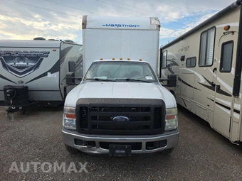 2009 Ford Super Duty F-350 Cab Chassis XLT Regular Cab DRW - miniatura 2