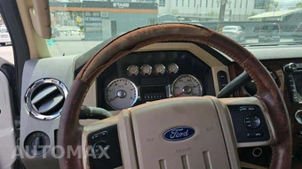 2009 Ford Super Duty F-350 King Ranch Crew Cab Long Bed DRW - miniatura 9