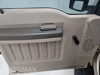2009 Ford Super Duty F-350 XL Crew Cab Medium Bed - miniatura 9