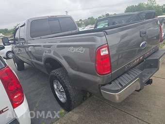 2009 Ford Super Duty F-350 XLT Crew Cab Long Bed - miniatura 6