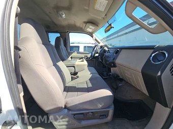 2009 Ford Super Duty F-350 XLT Extended Cab Medium Bed w/Rear Doors - miniatura 8