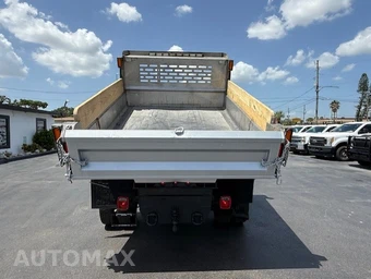 2009 Ford Super Duty F-450 Cab Chassis XL Crew Cab DRW - miniatura 6