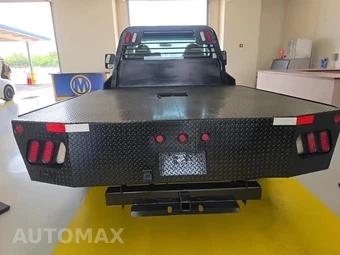 2009 Ford Super Duty F-550 Cab Chassis XL Regular Cab DRW - miniatura 5