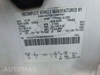 2009 Ford Super Duty F-550 Cab Chassis XLT Regular Cab DRW - miniatura 4