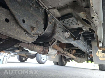 2009 Ford Super Duty F-550 Cab Chassis XLT Regular Cab DRW - miniatura 6