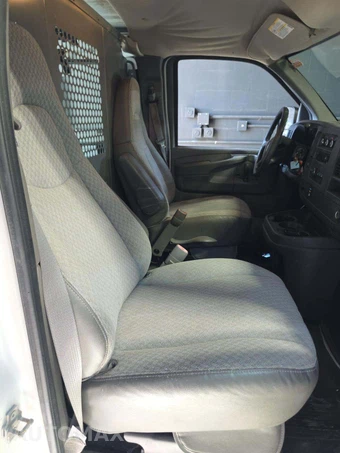 2009 GMC Savana 2500 Cargo Van 1WT 135.0" WB - miniatura 18