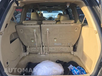 2009 Honda Odyssey Touring 118.1" WB - miniatura 17