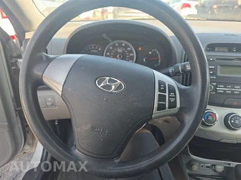 2009 Hyundai Elantra GLS Sedan – miniatura 10