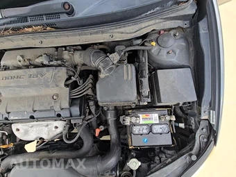 2009 Hyundai Elantra SE Sedan – miniatura 34