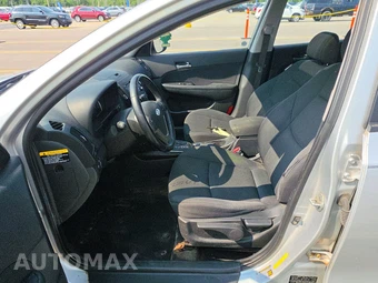 2009 Hyundai Elantra Touring Wagon - miniatura 7