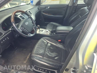 2009 Hyundai Genesis 4.6 - miniatura 7