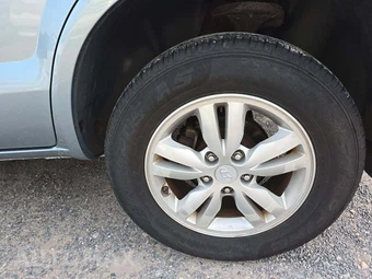 2009 Hyundai Tucson GLS - miniatura 29