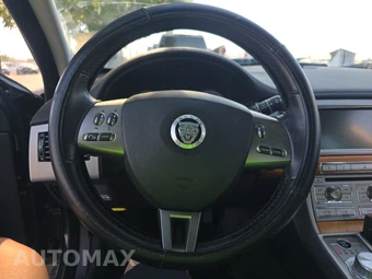 2009 Jaguar XF Luxury – miniatura 10