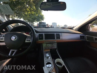 2009 Jaguar XF Luxury – miniatura 11
