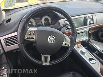 2009 Jaguar XF Premium Luxury – miniatura 10