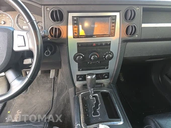 2009 Jeep Commander Sport – miniatura 11