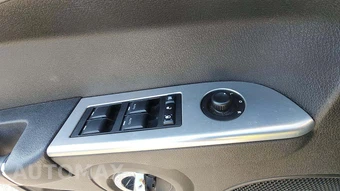 2009 Jeep Commander Sport – miniatura 29