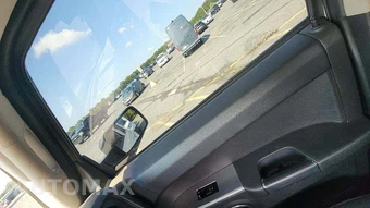 2009 Jeep Commander Sport – miniatura 30