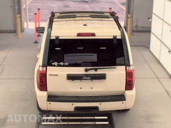 2009 Jeep Commander Sport – miniatura 5