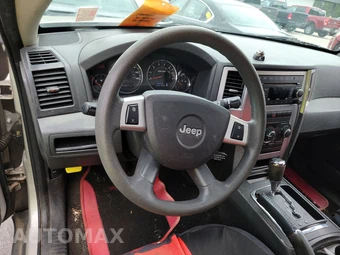 2009 Jeep Grand Cherokee Laredo - miniatura 10